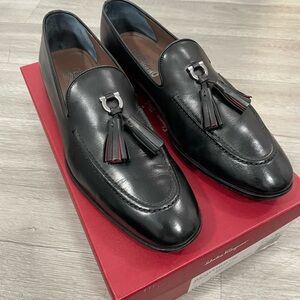 Ferragamo ‘Bedford’ Tassel Loafers size 10.5 D
